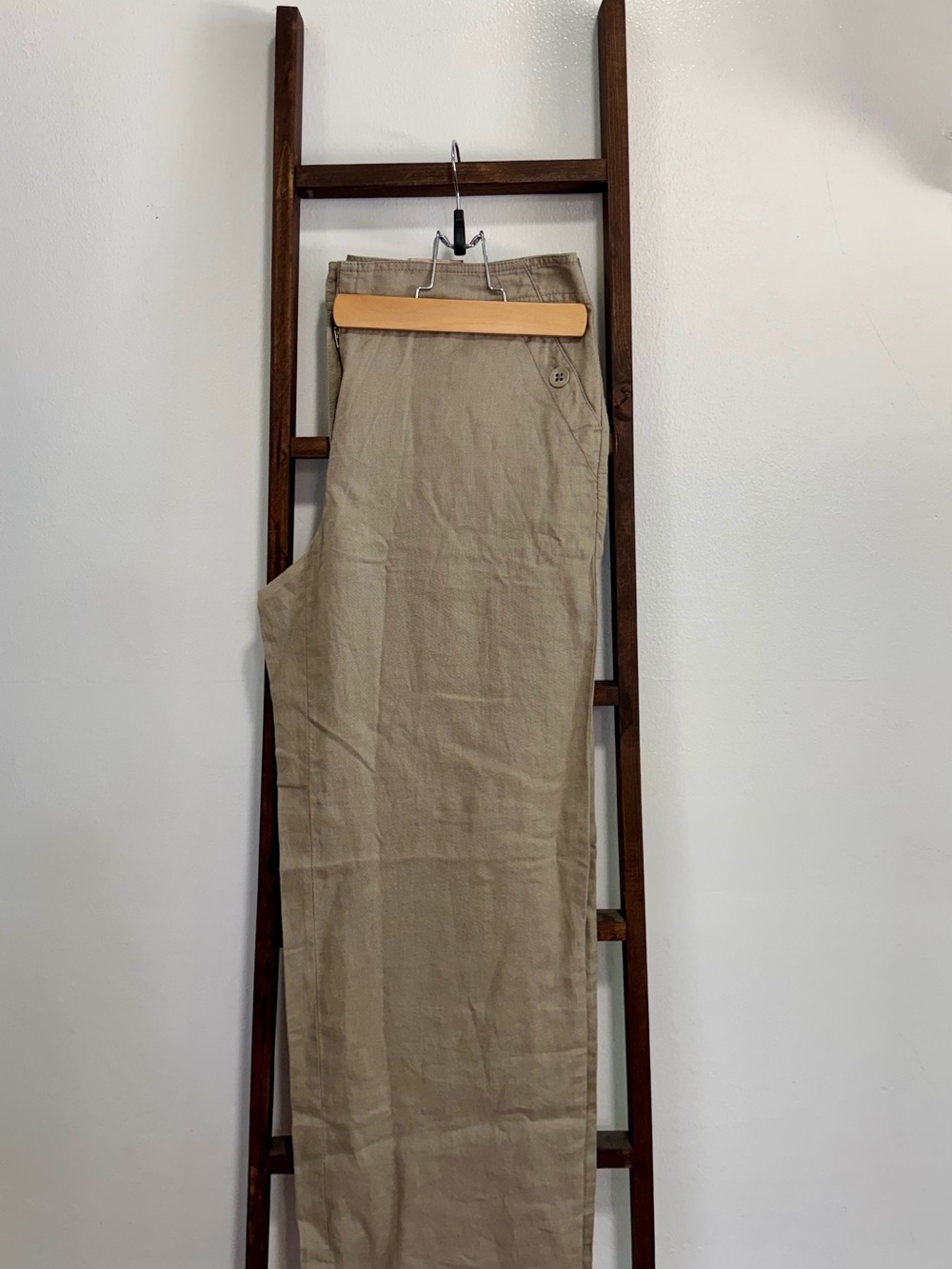 Chico's Women Tan Linen-Blend Pants